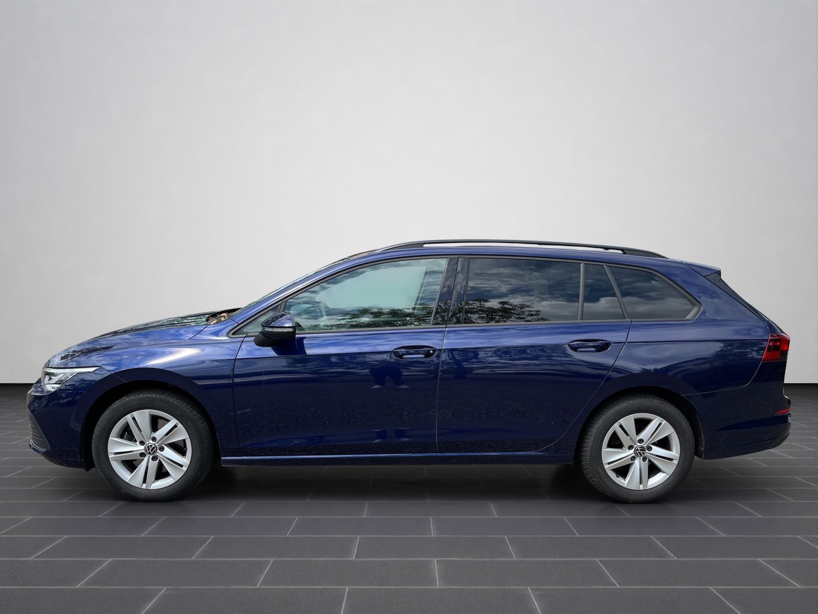 VW Golf VIII Variant 2.0 TDI DSG Life ACC+Navi+App+