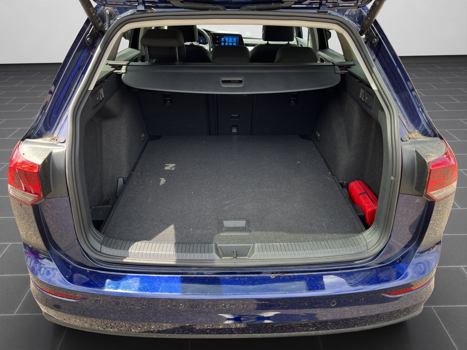 VW Golf VIII Variant 2.0 TDI DSG Life ACC+Navi+App+