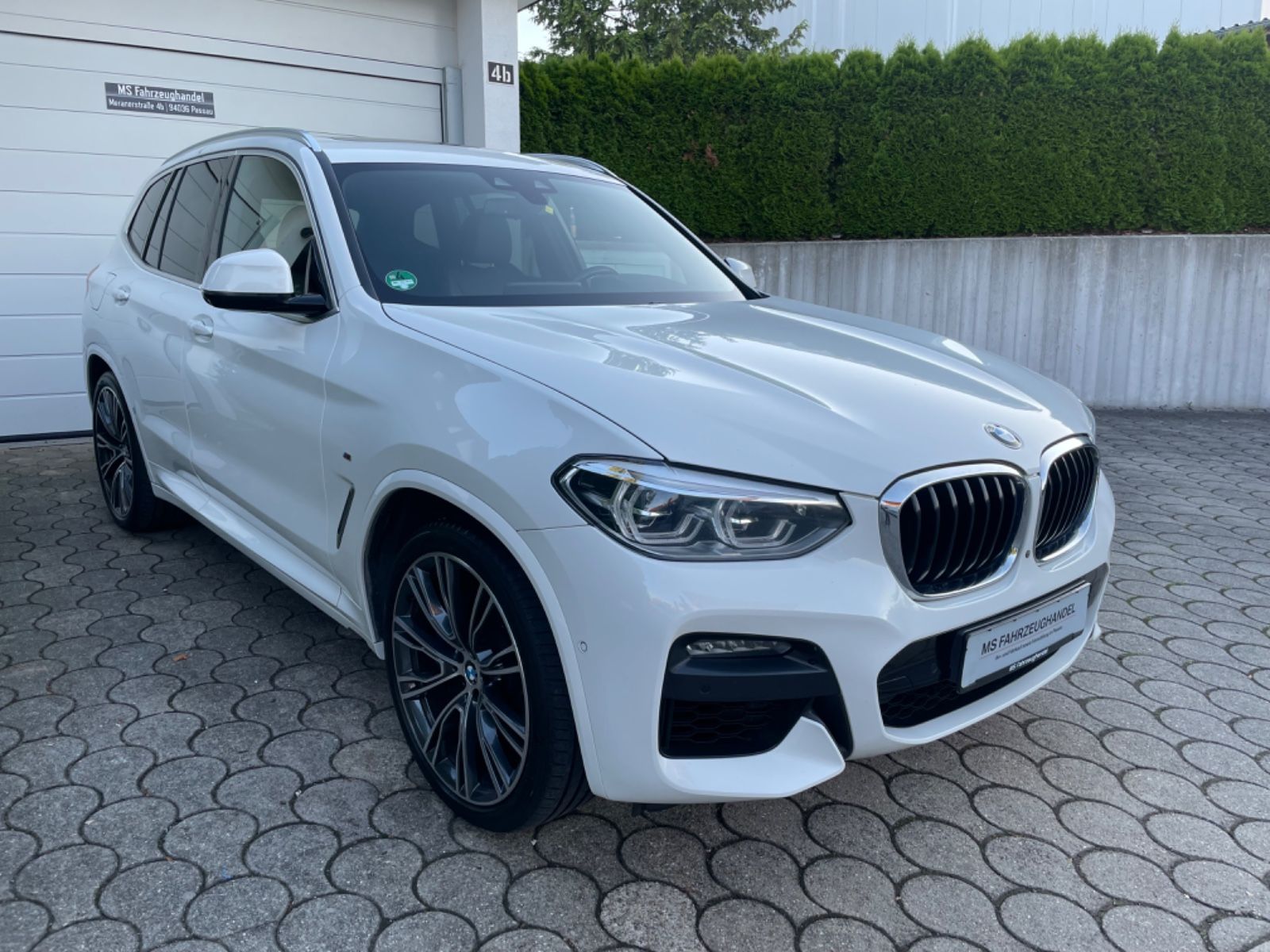 BMW X3 xDrive 30 d M Sport 21Zoll *VOLL*AHK*H&K*PANO
