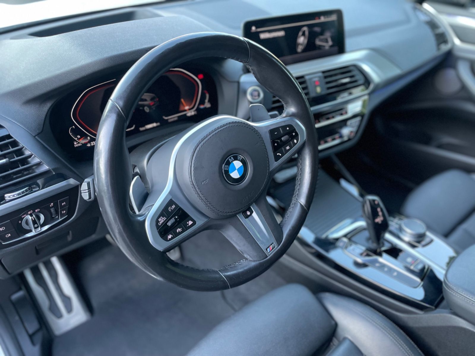 BMW X3 xDrive 30 d M Sport 21Zoll *VOLL*AHK*H&K*PANO