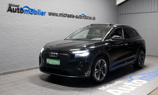 Audi Q4 e-tron 40 S-line 5d