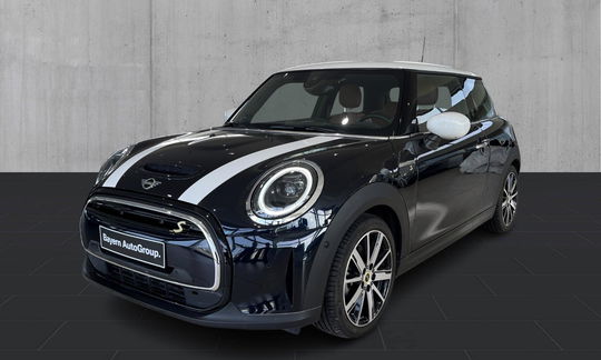 MINI Cooper SE  Maximise 3d