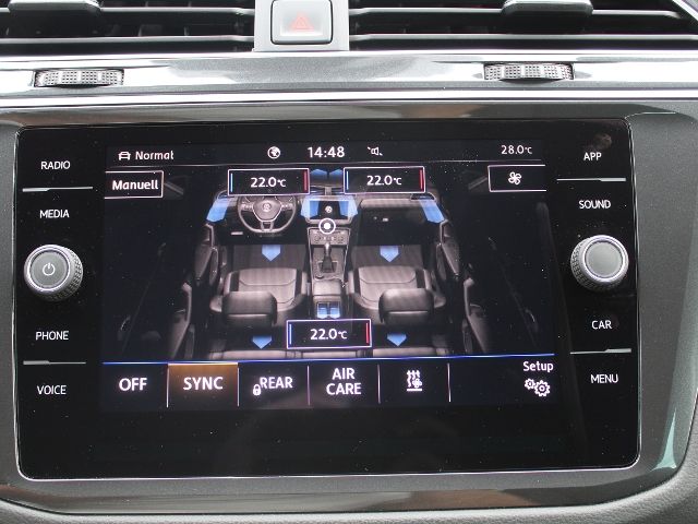 VW Tiguan 2.0 TDI DSG Highline 4M *HUD*360*AHK*