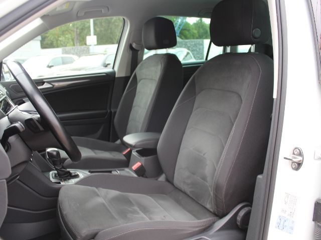 VW Tiguan 2.0 TDI DSG Highline 4M *HUD*360*AHK*