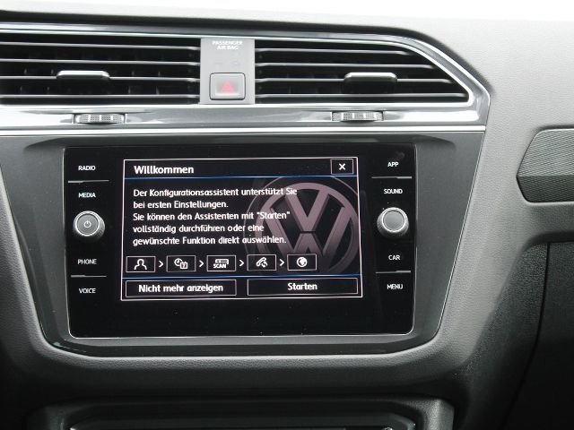 VW Tiguan 2.0 TDI DSG Highline 4M *HUD*360*AHK*