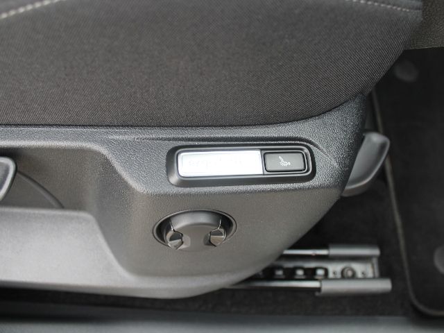 VW Tiguan 2.0 TDI DSG Highline 4M *HUD*360*AHK*