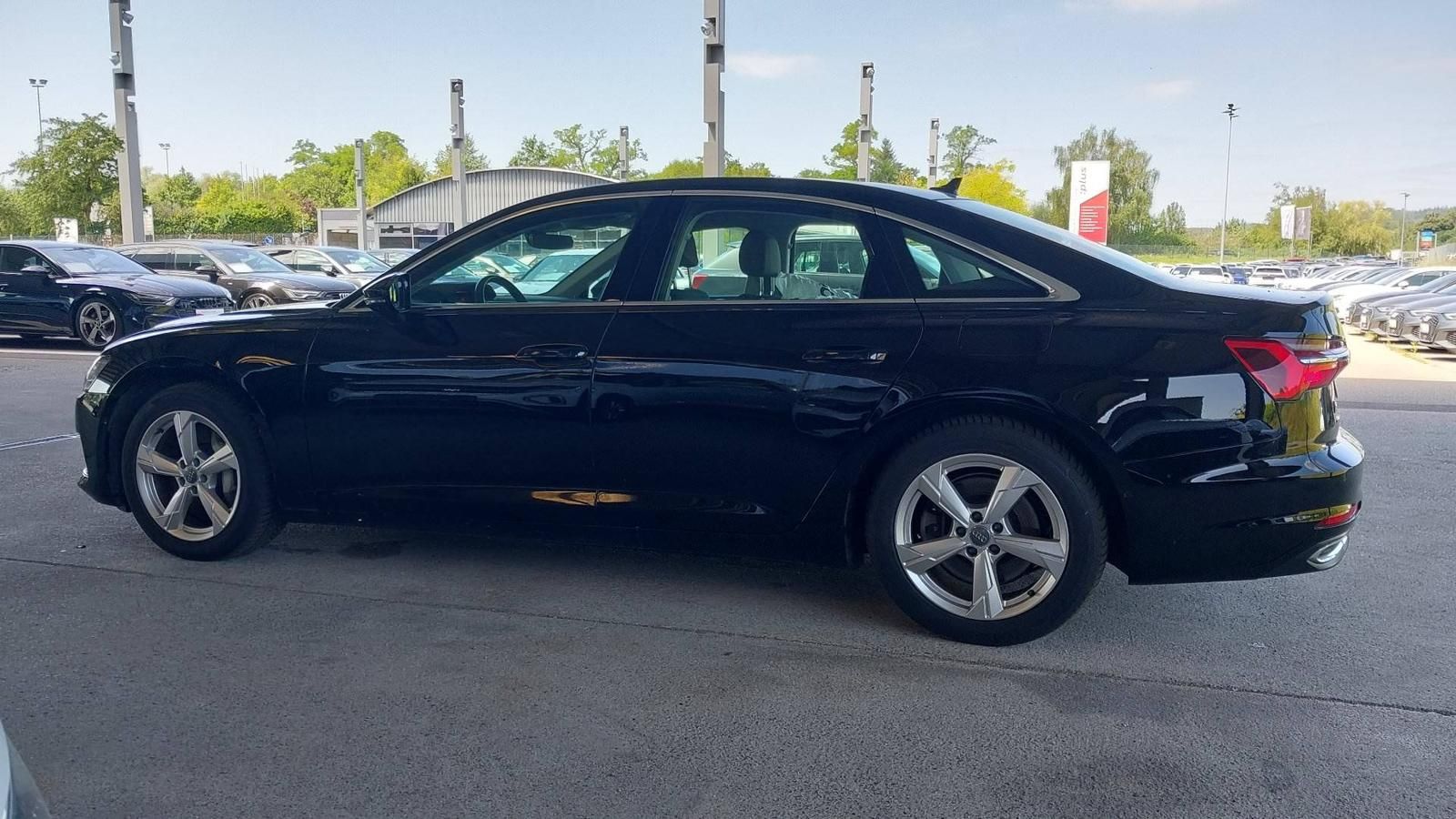 Audi A6 LIMOUSINE 50TFSie Q SPORT/18Z/KEYL/CARPL/360°