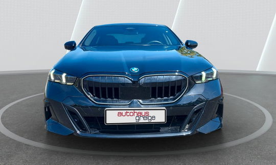 BMW 550i Hybrid xDrive M Sport