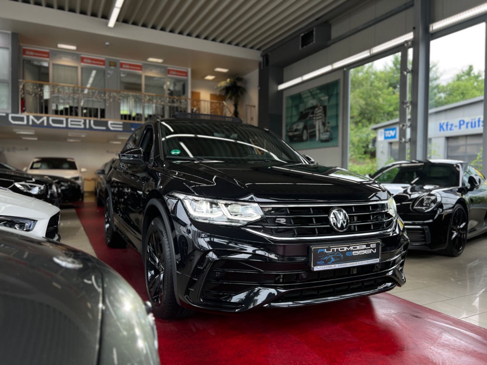 VW Tiguan R-Line eHybrid|DSG|PANORAMA|MATRIX|HEADUP
