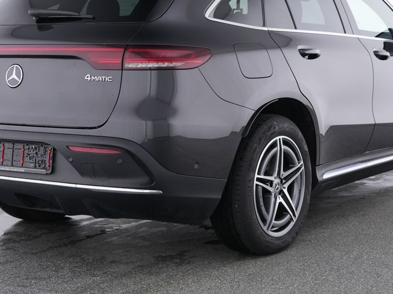 Mercedes EQC400 4M AMG Line Multibeam*AHK*360K*Sitzklima
