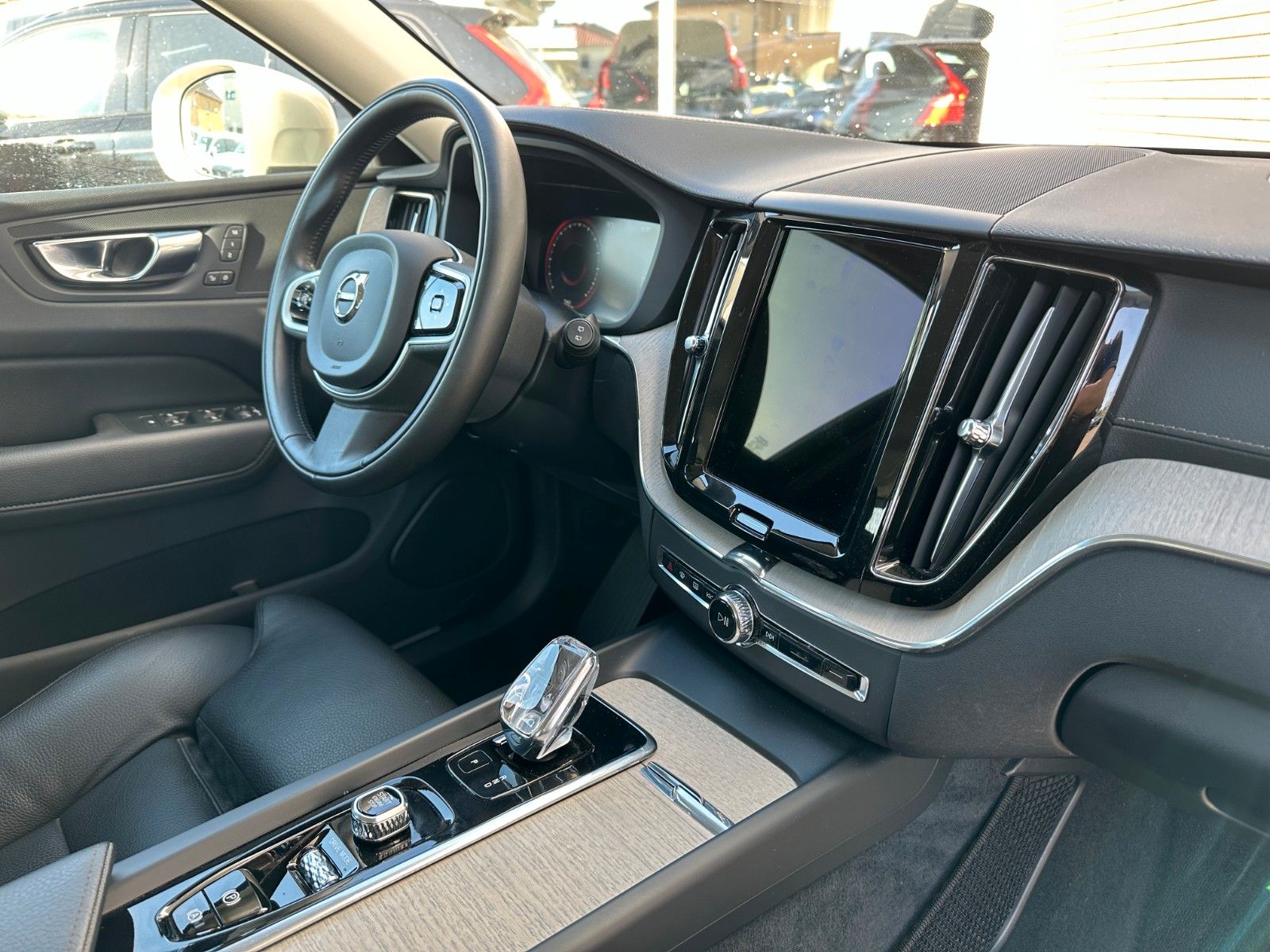 Volvo XC60 Inscription*AWD*IntelliSafePro*Licht*RFK
