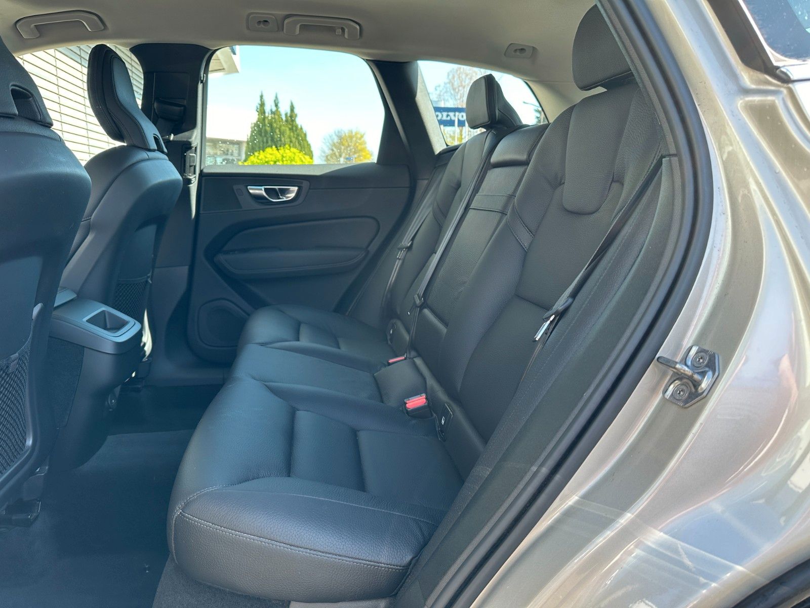 Volvo XC60 Inscription*AWD*IntelliSafePro*Licht*RFK