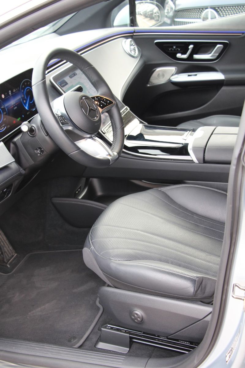 Mercedes EQE350+ 4M PREMIUM*HA-LENKUNG*AHK AMG Line