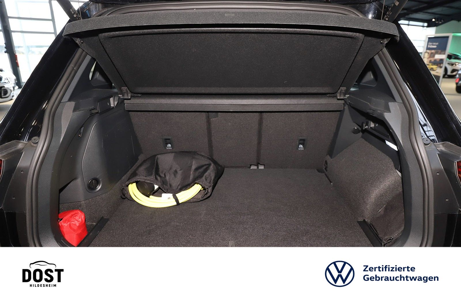 VW Tiguan 1.4 TSI eHybrid R-Line DSG NAVI+PANO+AHK