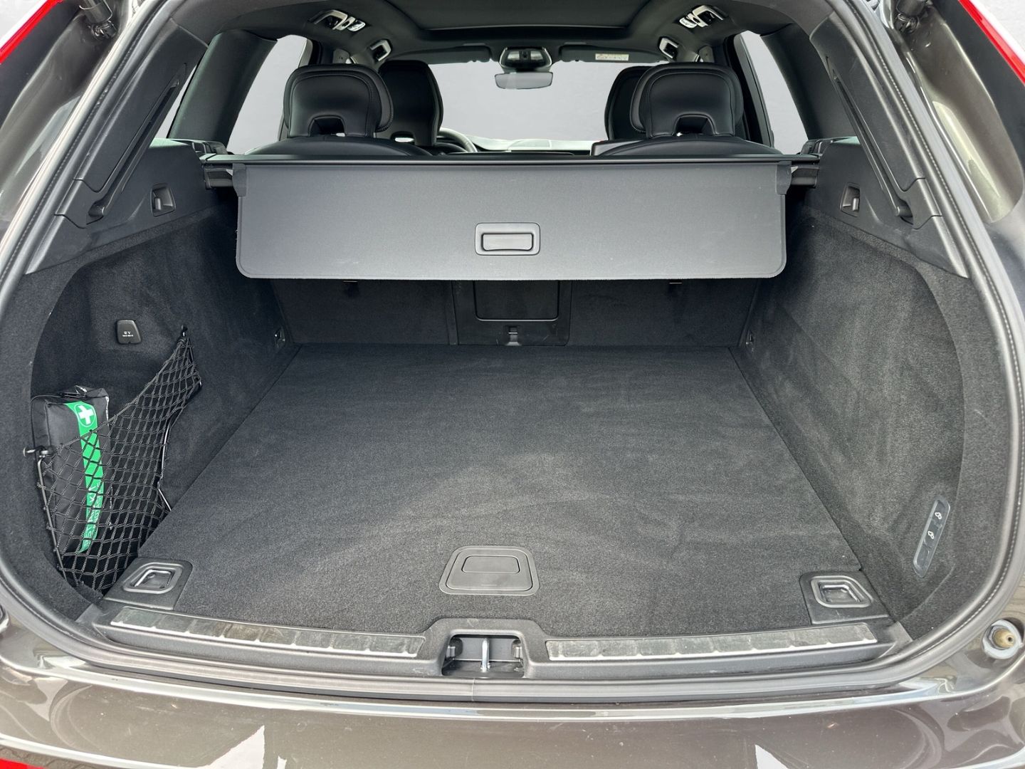 Volvo XC60 R-Design AWD B5 Diesel EU6d Allrad HUD AD S