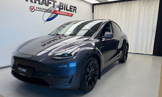 Tesla Model Y Long Range AWD 5d