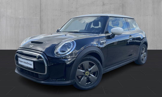 MINI Cooper SE Essential 3d