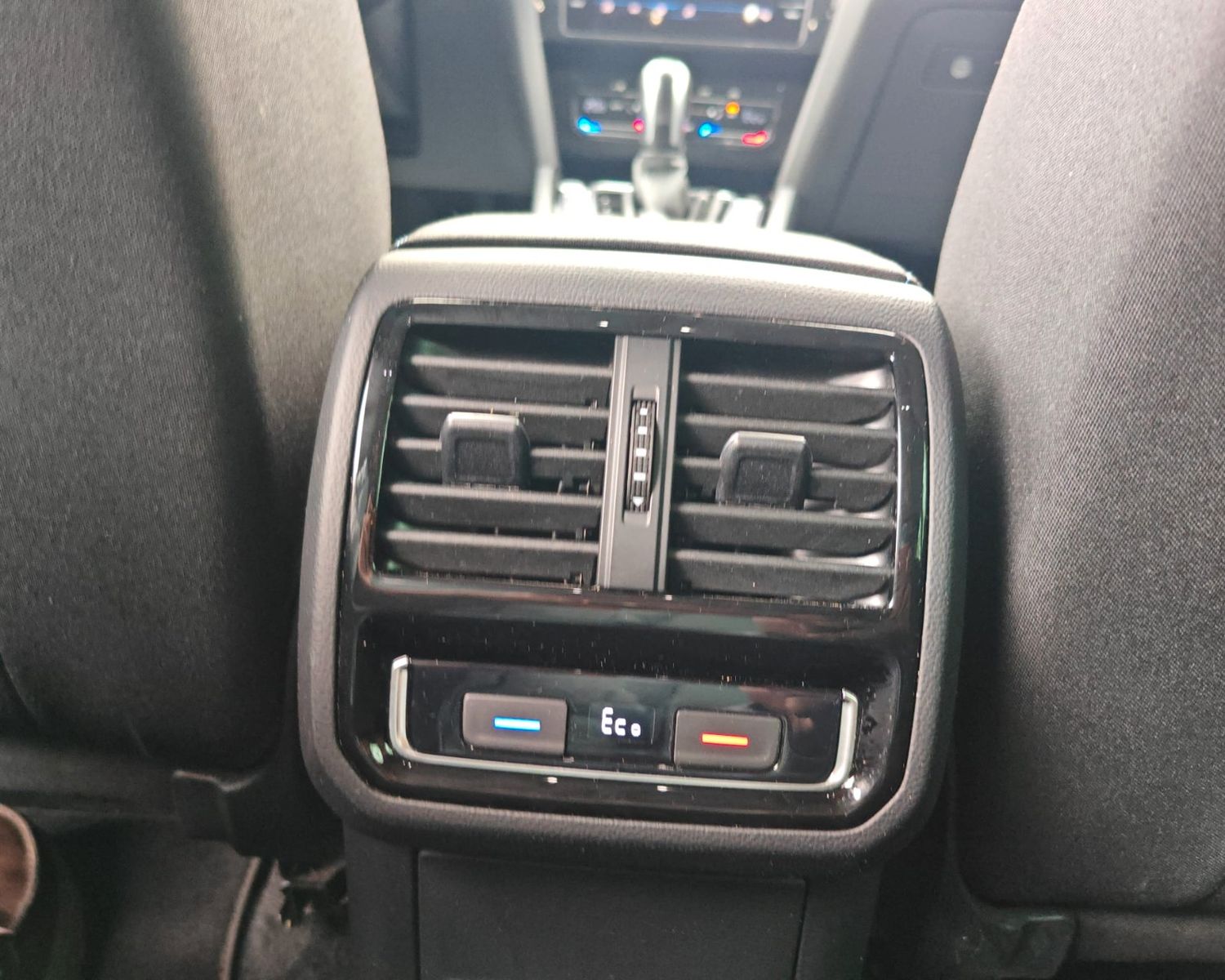 VW Passat  Variant GTE|SOH97%|T-ACC|NAVI||Kamera|LED