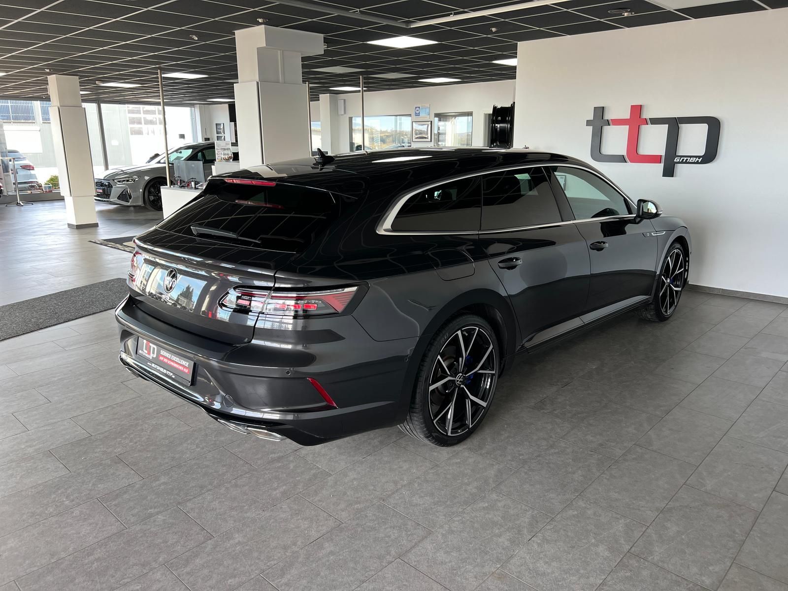 VW Arteon R SB LEDER Pano 360° MATRIX Memory