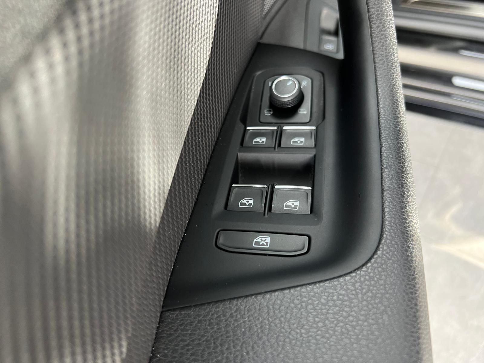 VW Arteon R SB LEDER Pano 360° MATRIX Memory