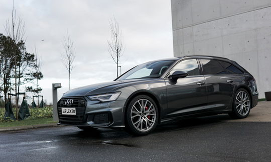 Audi A6 Avant 55 TFSI e - 367 hk Plug-in Hybrid quattro ultra S tronic