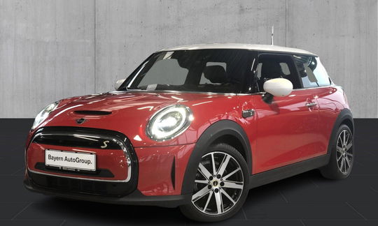 MINI Cooper SE  Classic Trim 3d