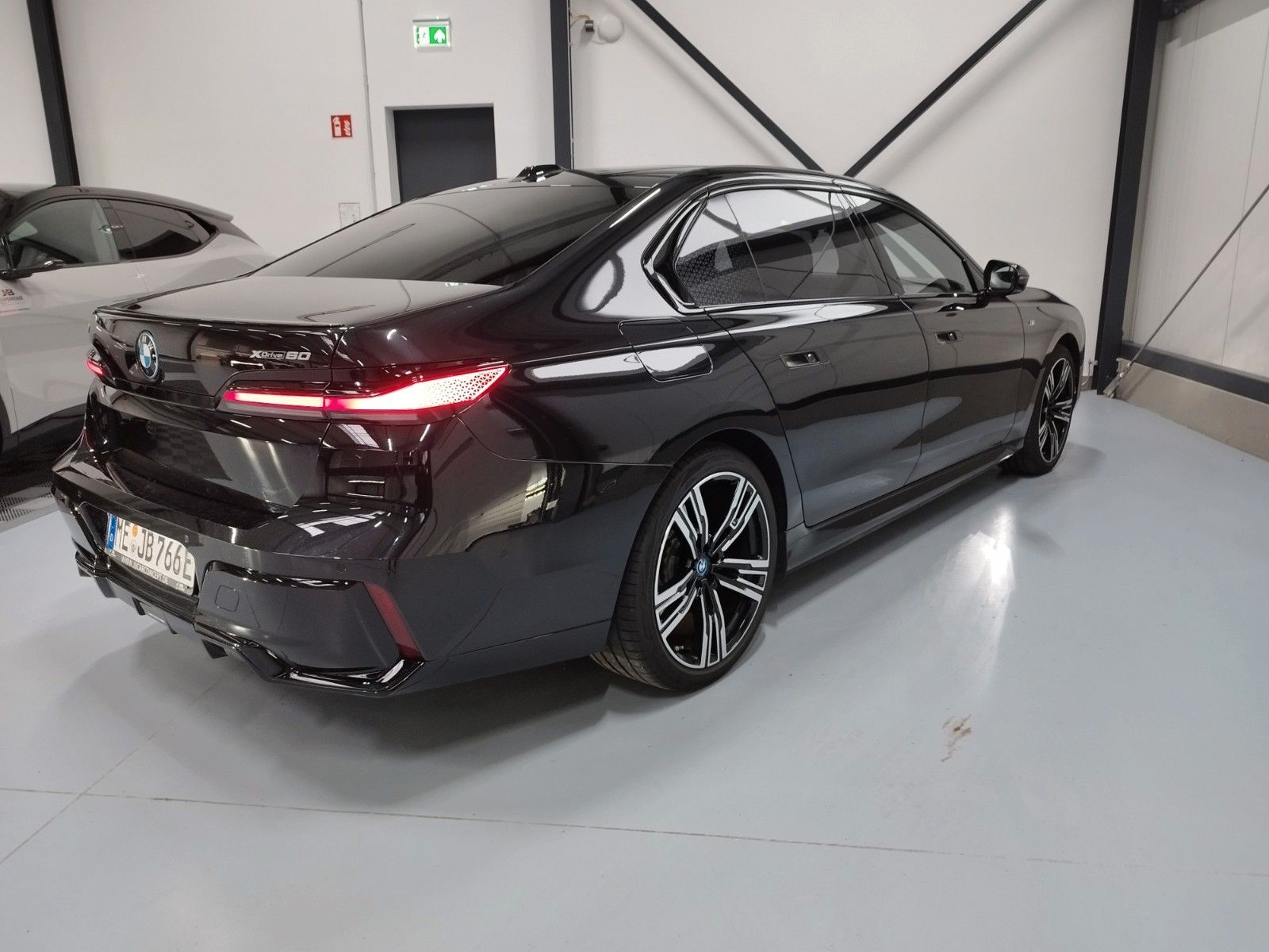BMW xDrive 60 MSport Pro Klim-Akus-P. Fond-Enter.