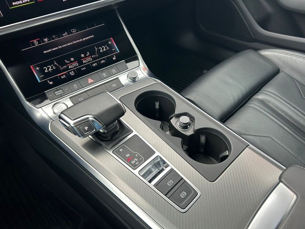 Audi A6 TDI quattro tiptr design CarPlay*PANO*AHK*Cam