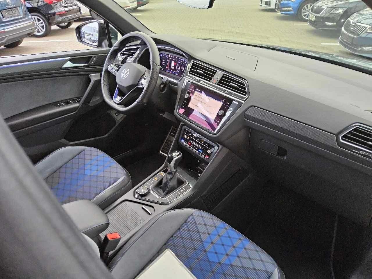 VW Tiguan 2.0 TSI Performance Abgas Black Style