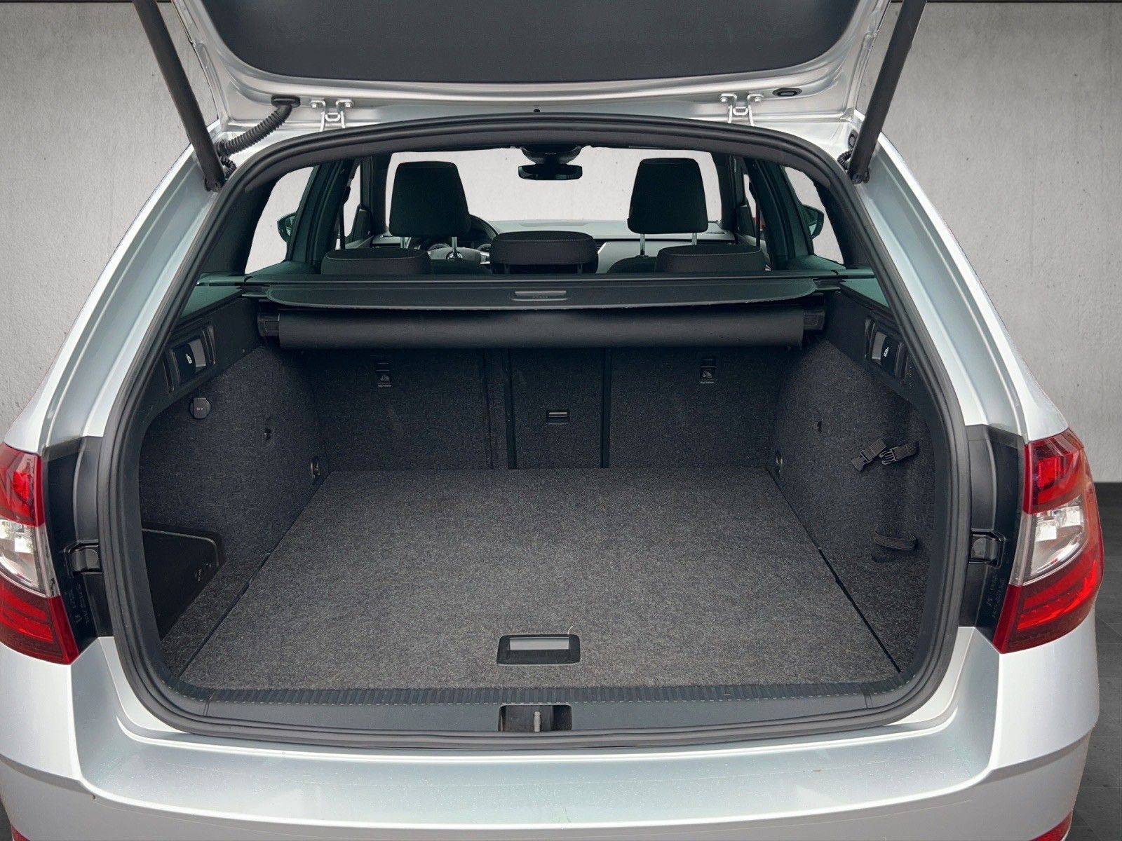 Skoda Octavia Combi Soleil 2.0TDi Pano/M&S/Navi/DSG