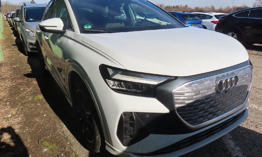 Audi Q4 e-tron 40 Advanced 5d