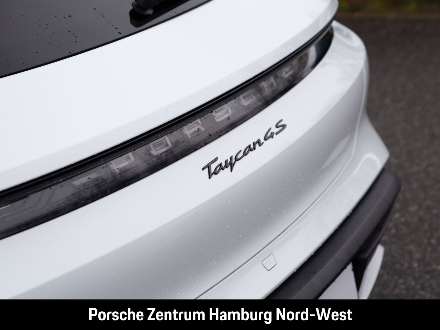 Porsche Taycan 4S Cross Turismo Electric Sport Sound
