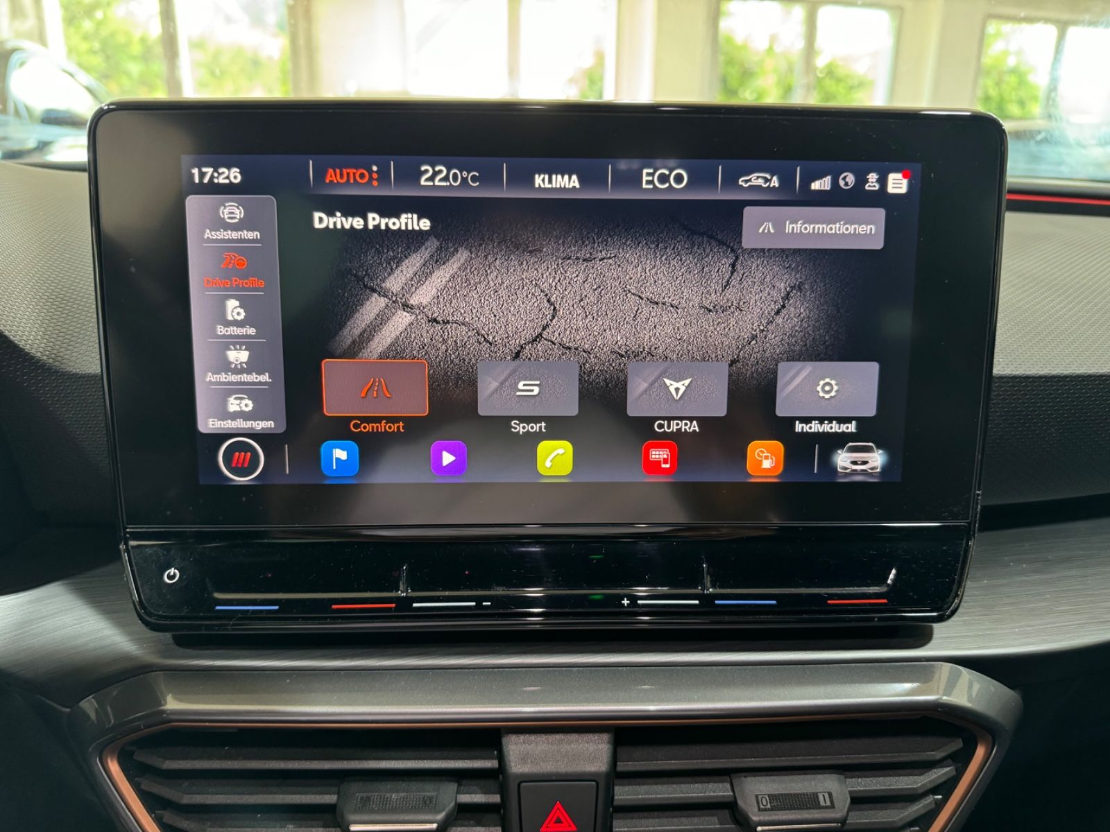 Cupra Leon Sportstourer VZ e-Hybrid/GRA/PDC/LED/19"