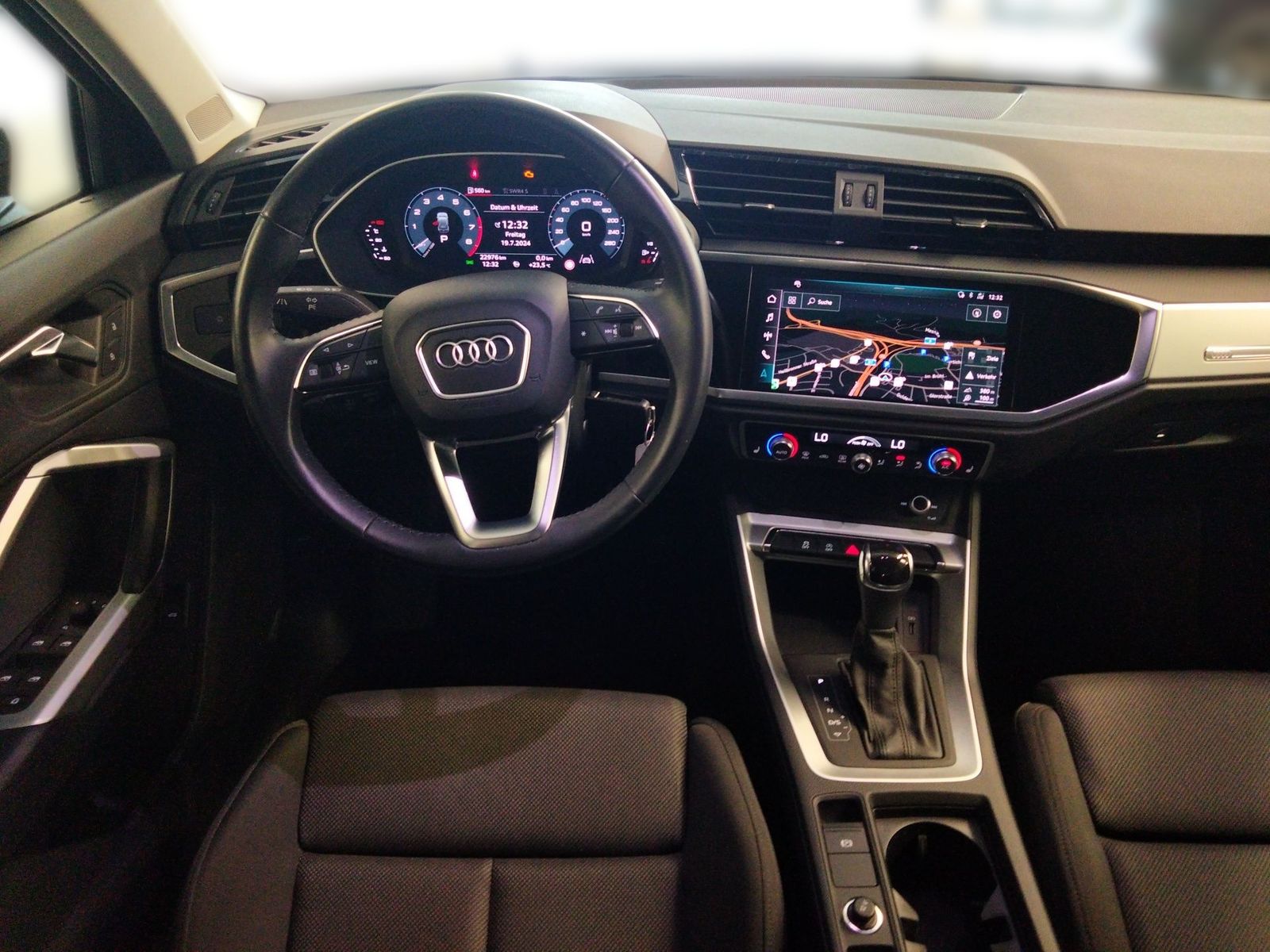 Audi Q3 35 TFSI S-Line Navi LED PDC LM Tempo Klima