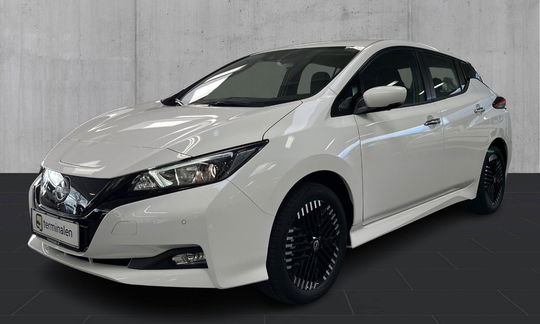 Nissan Leaf 59 e+ Acenta 5d