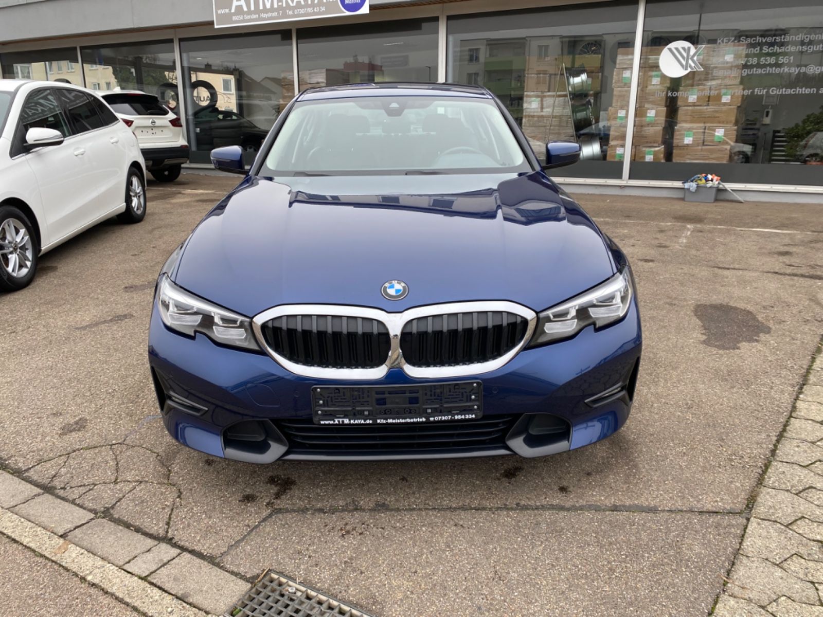 BMW 330i Sport Line