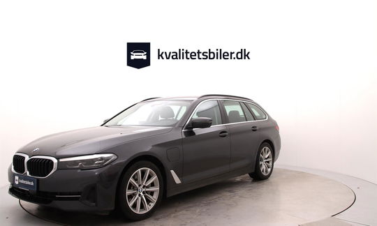 BMW 530e  Touring 2,0 Plugin-hybrid Sport Line Steptronic 293HK Stc 8g Aut.