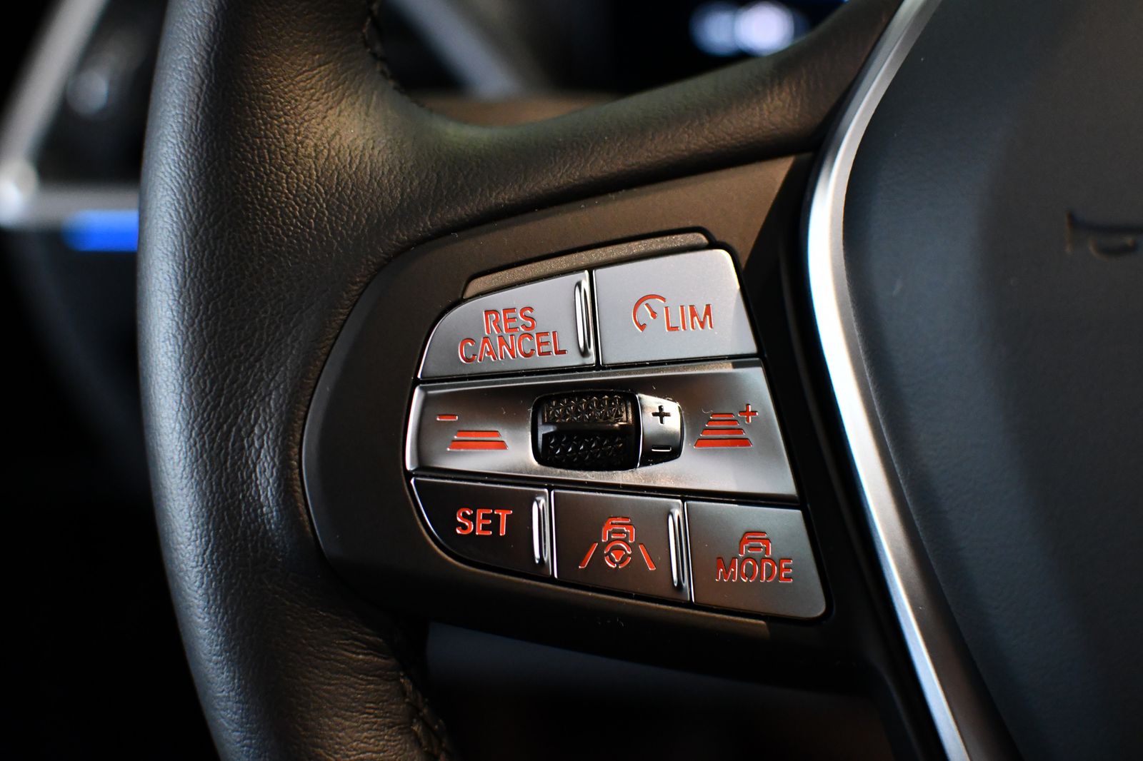 BMW i4 35 eDrive Sport Sitze AHK Laser GSD ACC HUD