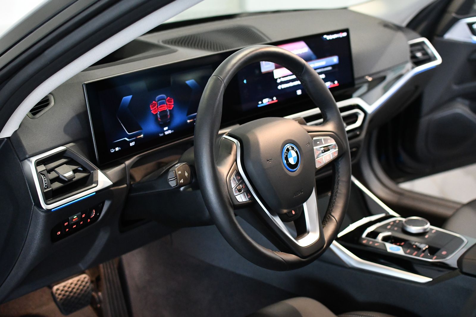 BMW i4 35 eDrive Sport Sitze AHK Laser GSD ACC HUD