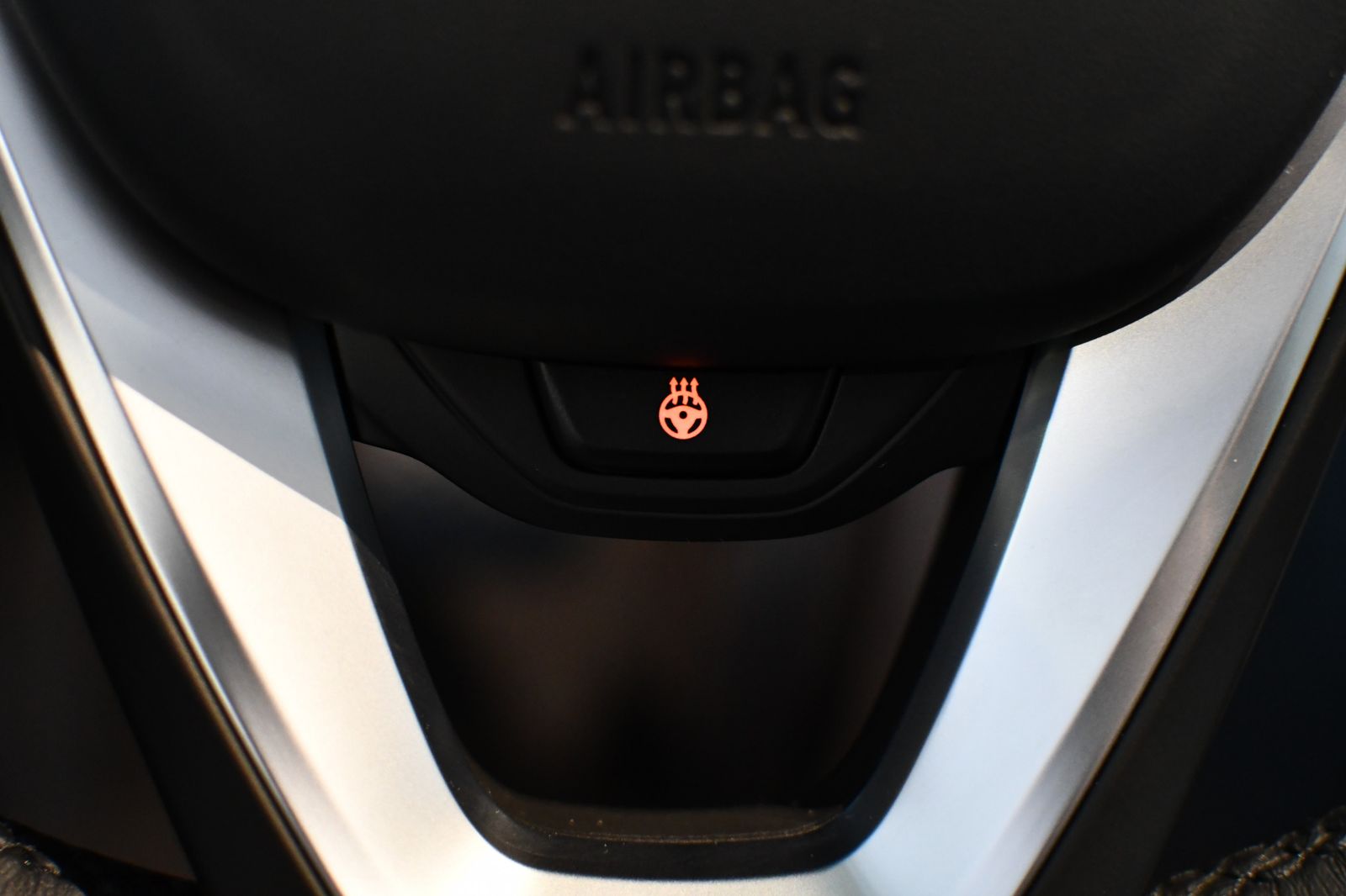 BMW i4 35 eDrive Sport Sitze AHK Laser GSD ACC HUD
