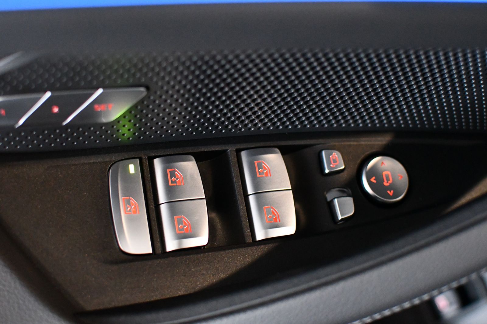 BMW i4 35 eDrive Sport Sitze AHK Laser GSD ACC HUD