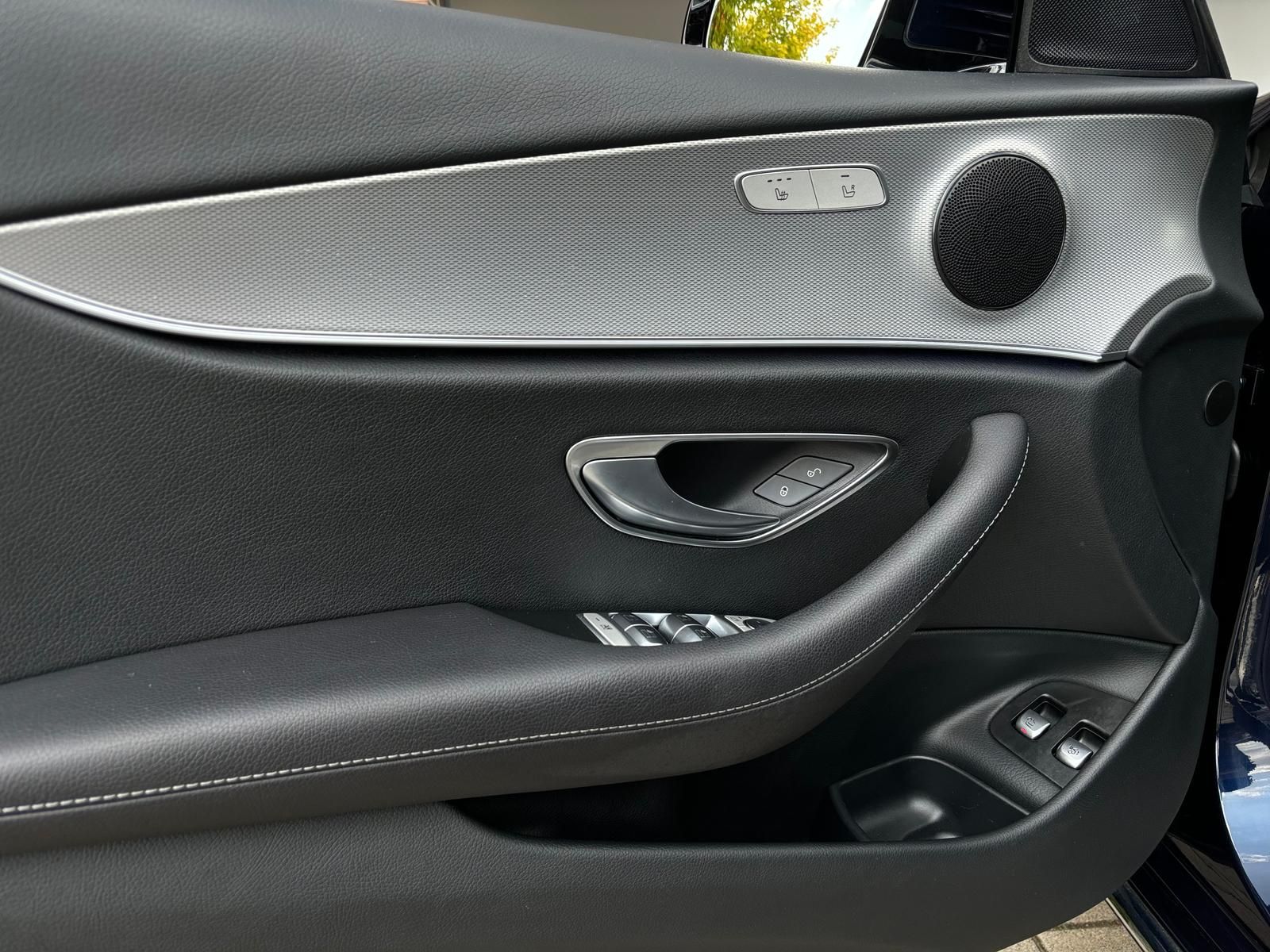 Mercedes E220 T d 9G Avantg. AHK LED WIDE Kamera Ambient