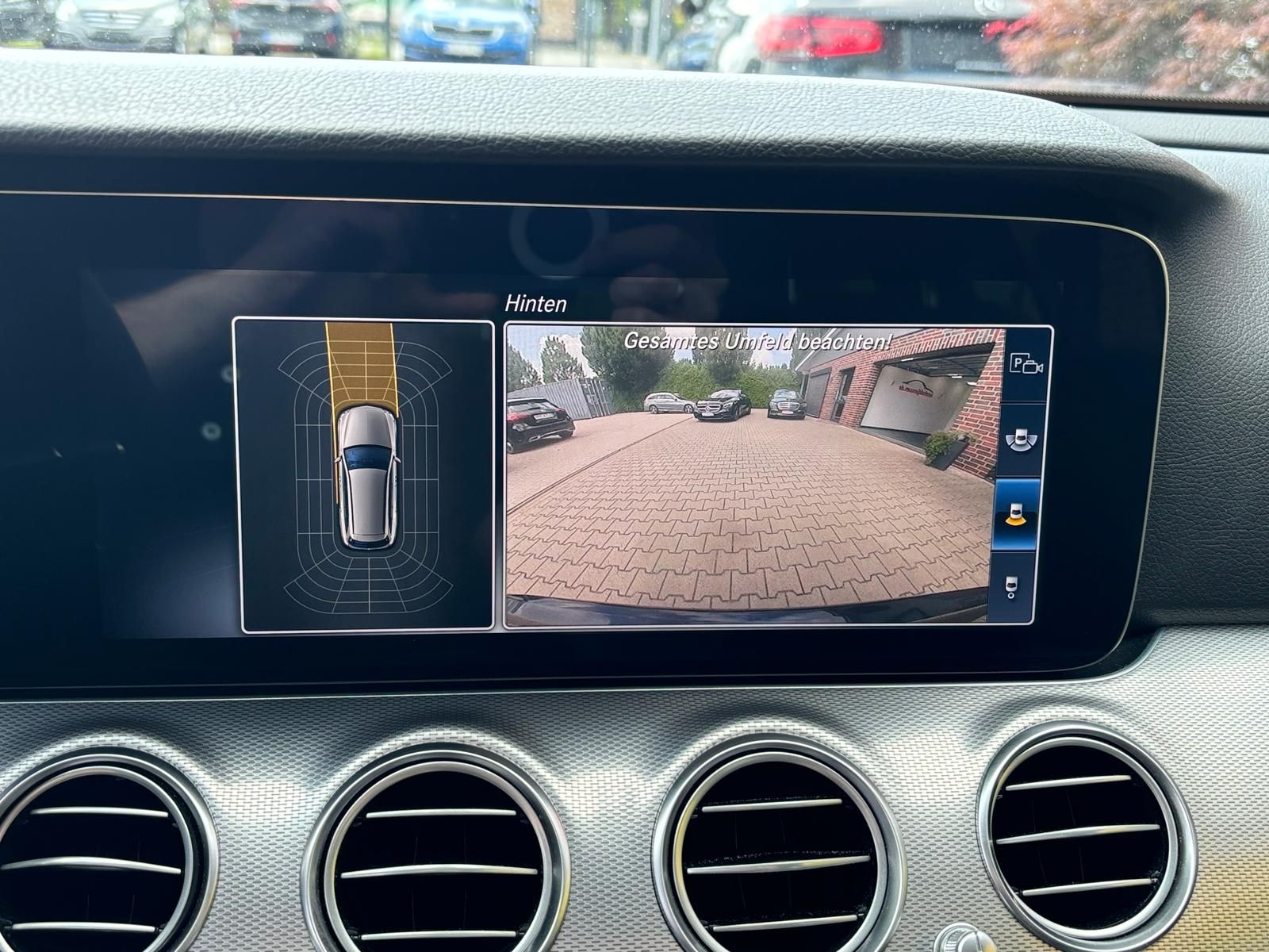 Mercedes E220 T d 9G Avantg. AHK LED WIDE Kamera Ambient