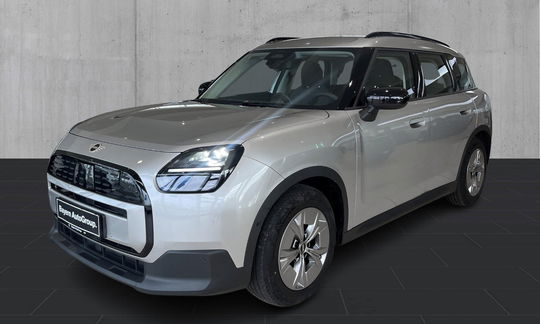 MINI Countryman Cooper  Essential Trim XS 5d