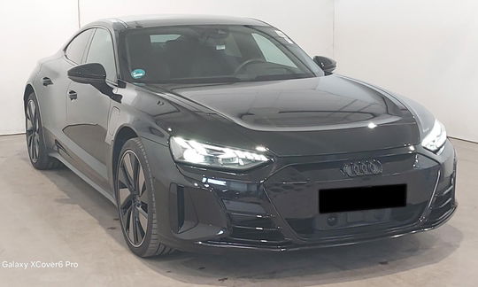 Audi e-tron GT quattro 4d