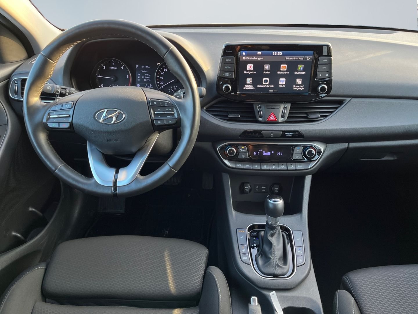 Hyundai i30 cw YES!+ 1.6 CRDI Navi LED Apple CarPlay Andr