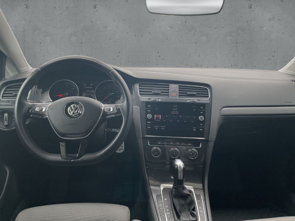 VW Golf 7 Var. 2.0TDI DSG AHK Nav ACC SHZ BlindSpot