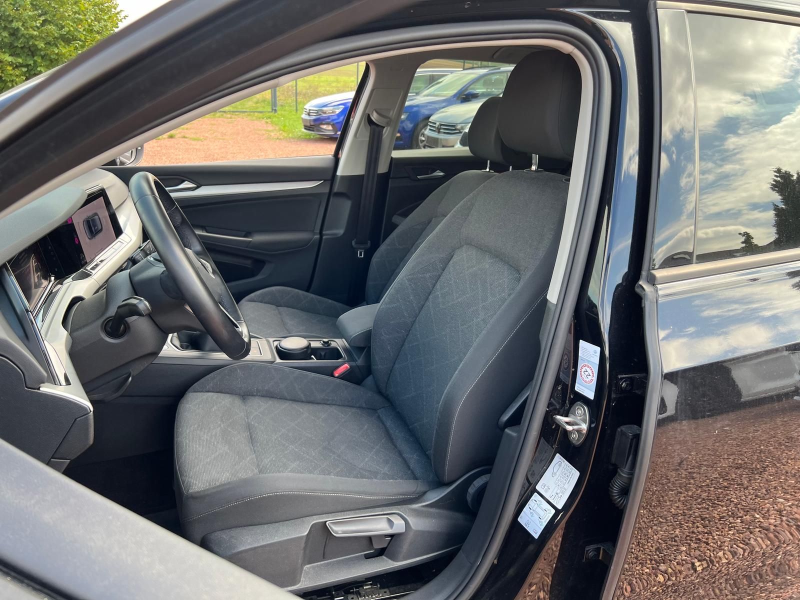 VW Golf 1.5 TSI Life LED|Navi|ACC