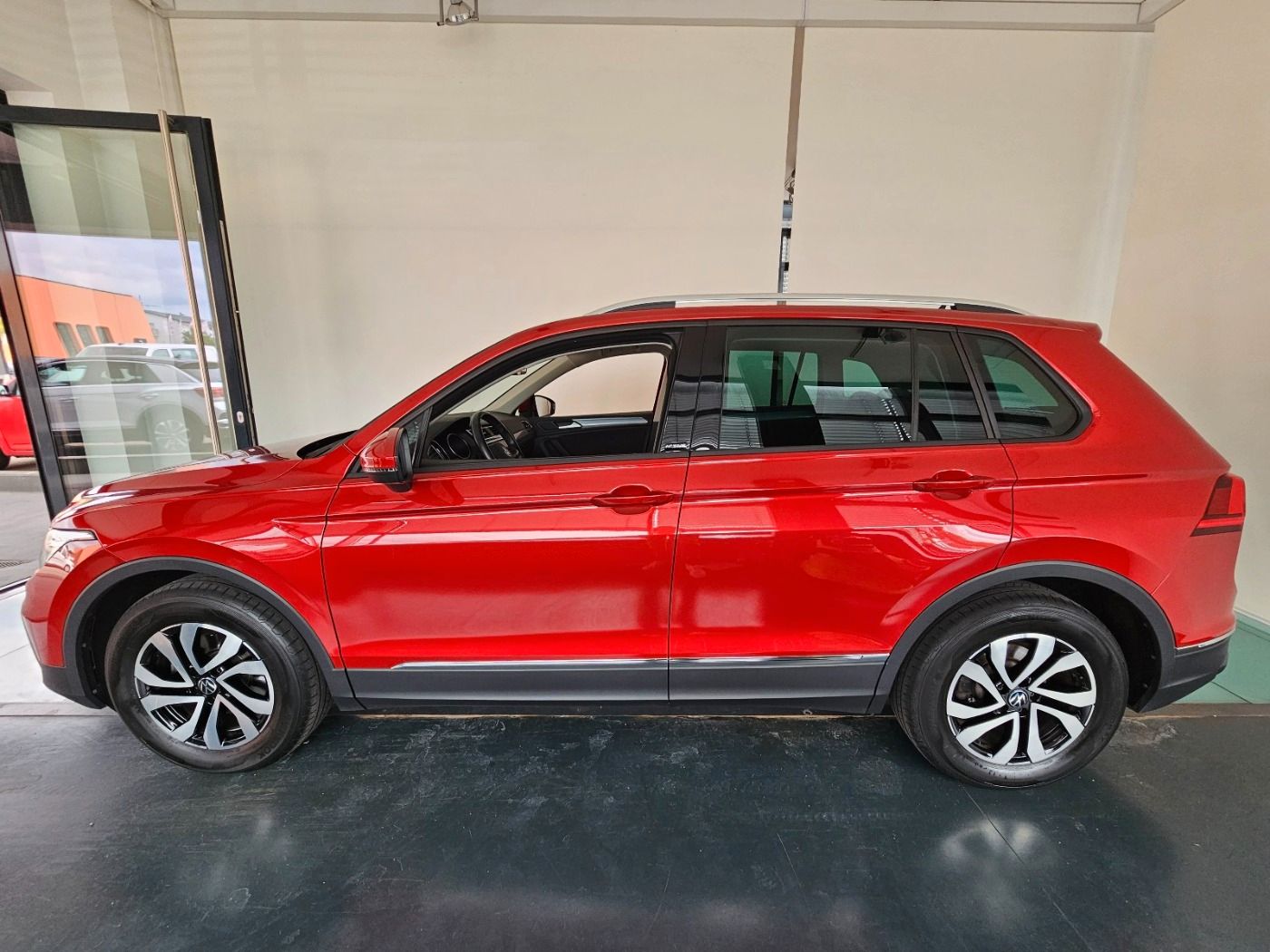 VW Tiguan Active Life 2.0 TDI 150 PS DSG Standheizu