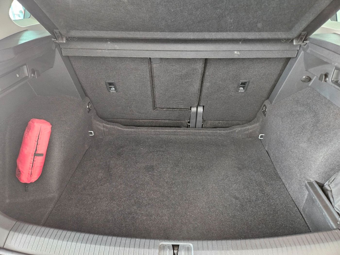 VW Tiguan Active Life 2.0 TDI 150 PS DSG Standheizu